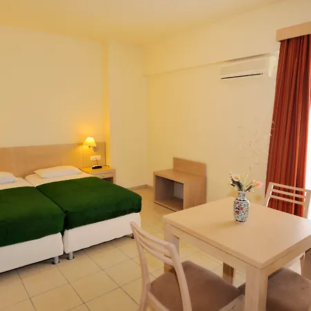 Anita Aparthotel