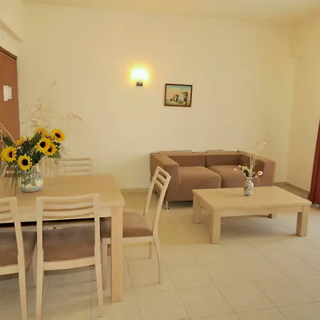 Anita Aparthotel