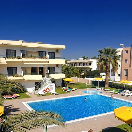 Anita Aparthotel